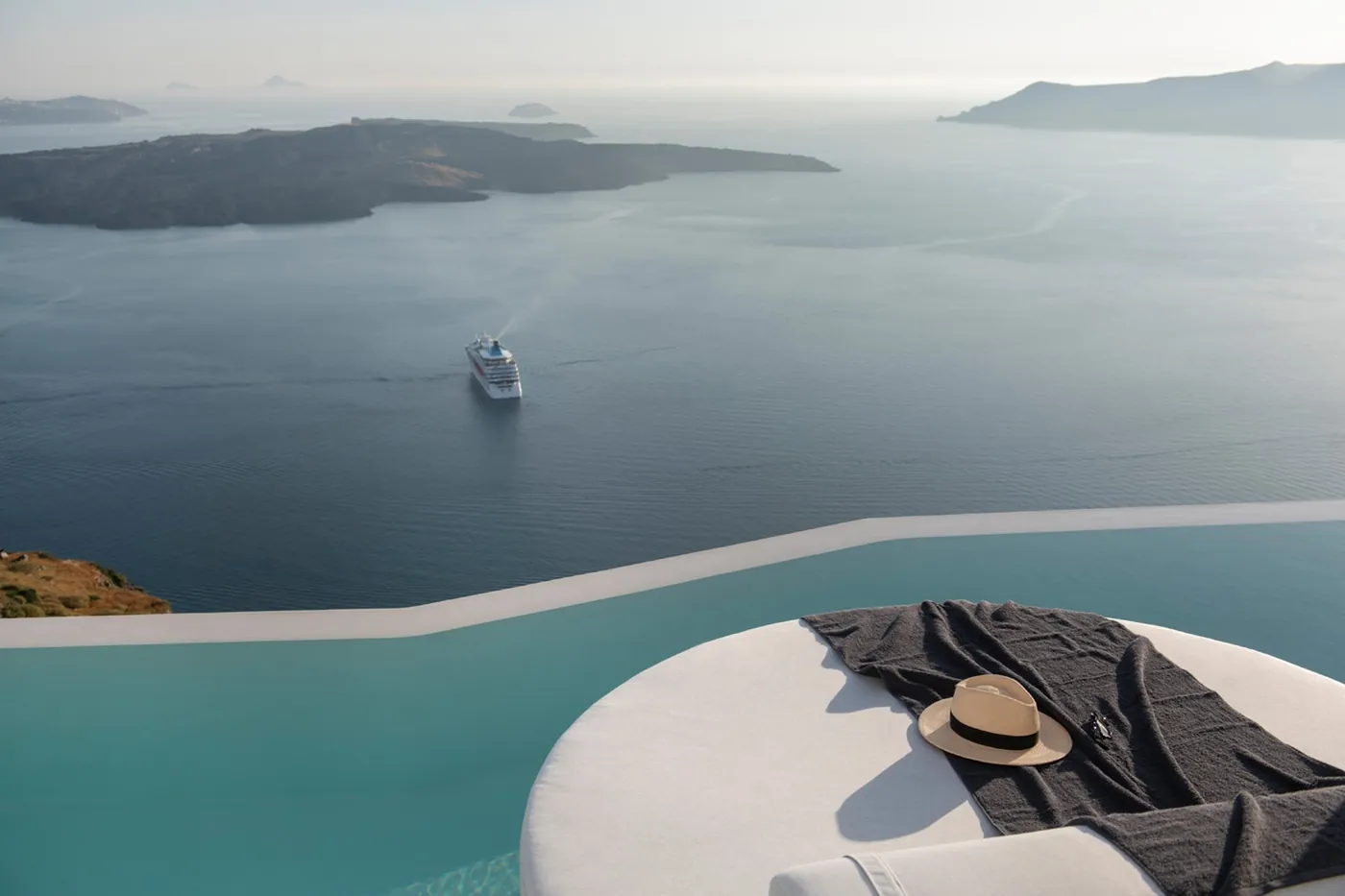 Villa Saffron - Santorini
