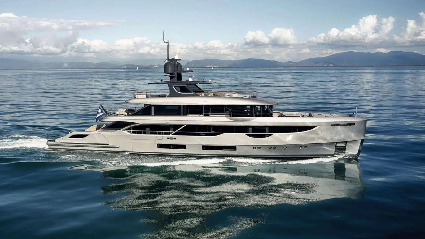 Cosmico - yacht charter photo 2