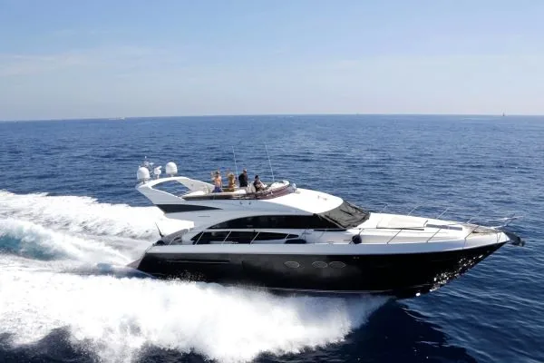 PRINCESS V64 - yacht charter French Riviera