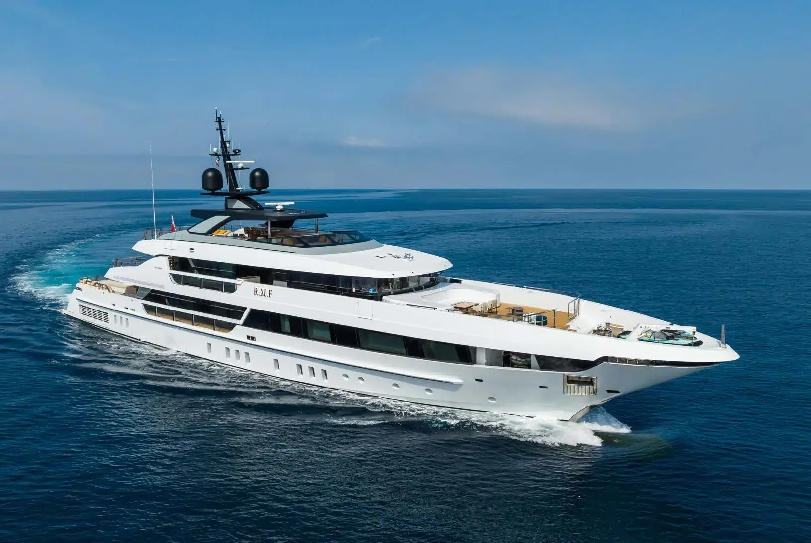 RMF - yacht charter photo 2