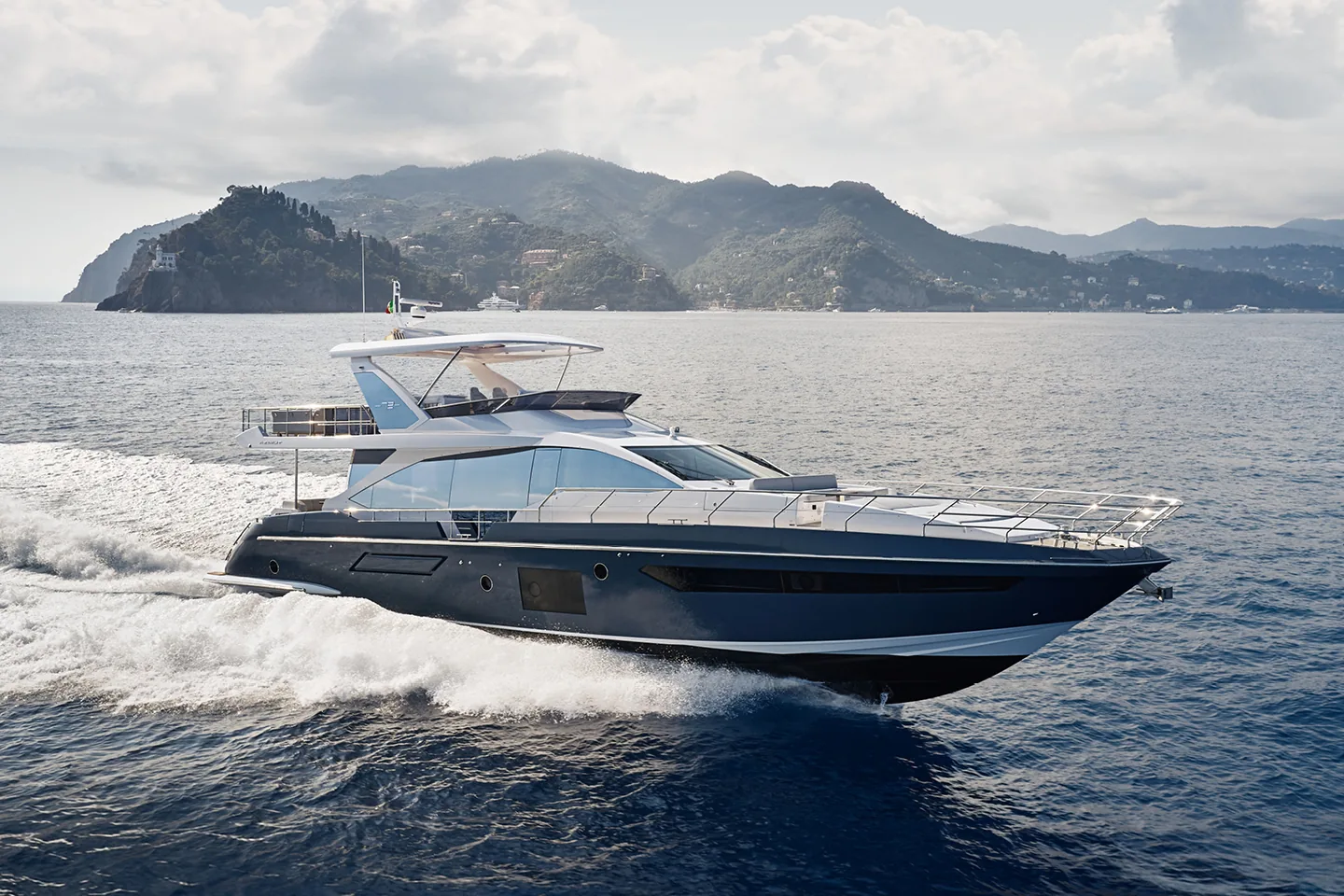 SOLSTICE - yacht charter photo 2